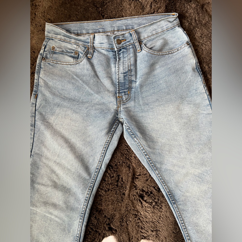 Old Navy Straight Leg Light Jeans Size 34x32 - Picture 3 of 7